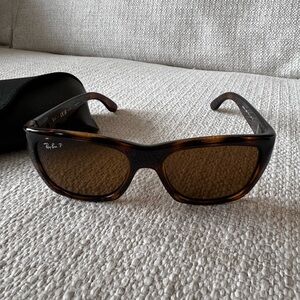Ray ban sunglasses- polarized